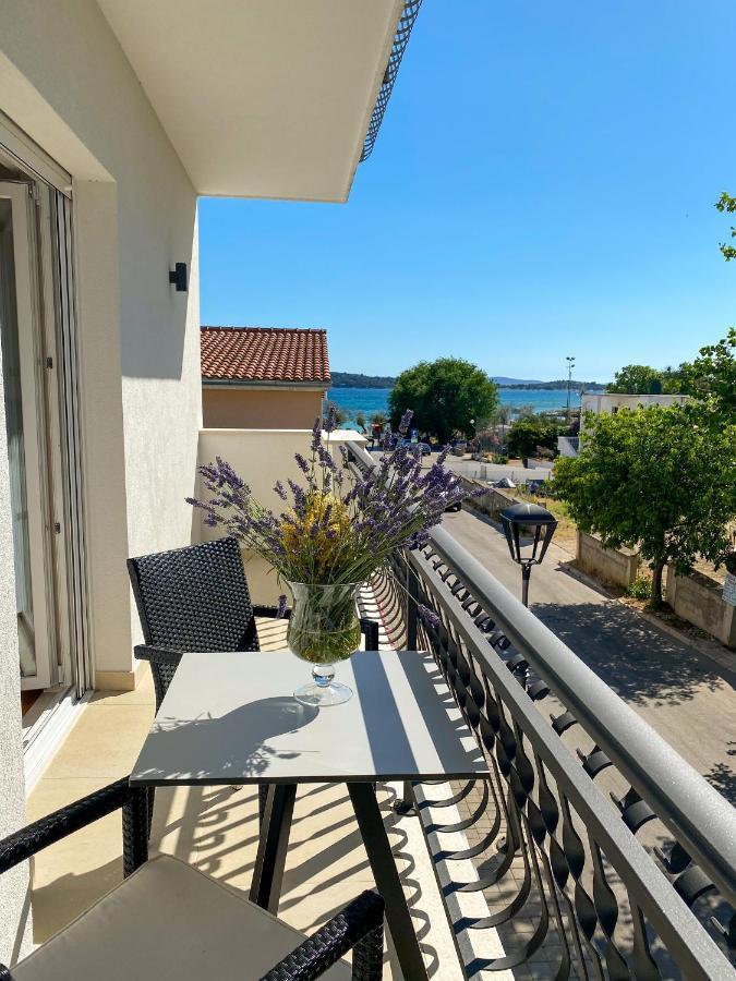 Apartments Dalmatino Vodice Ngoại thất bức ảnh