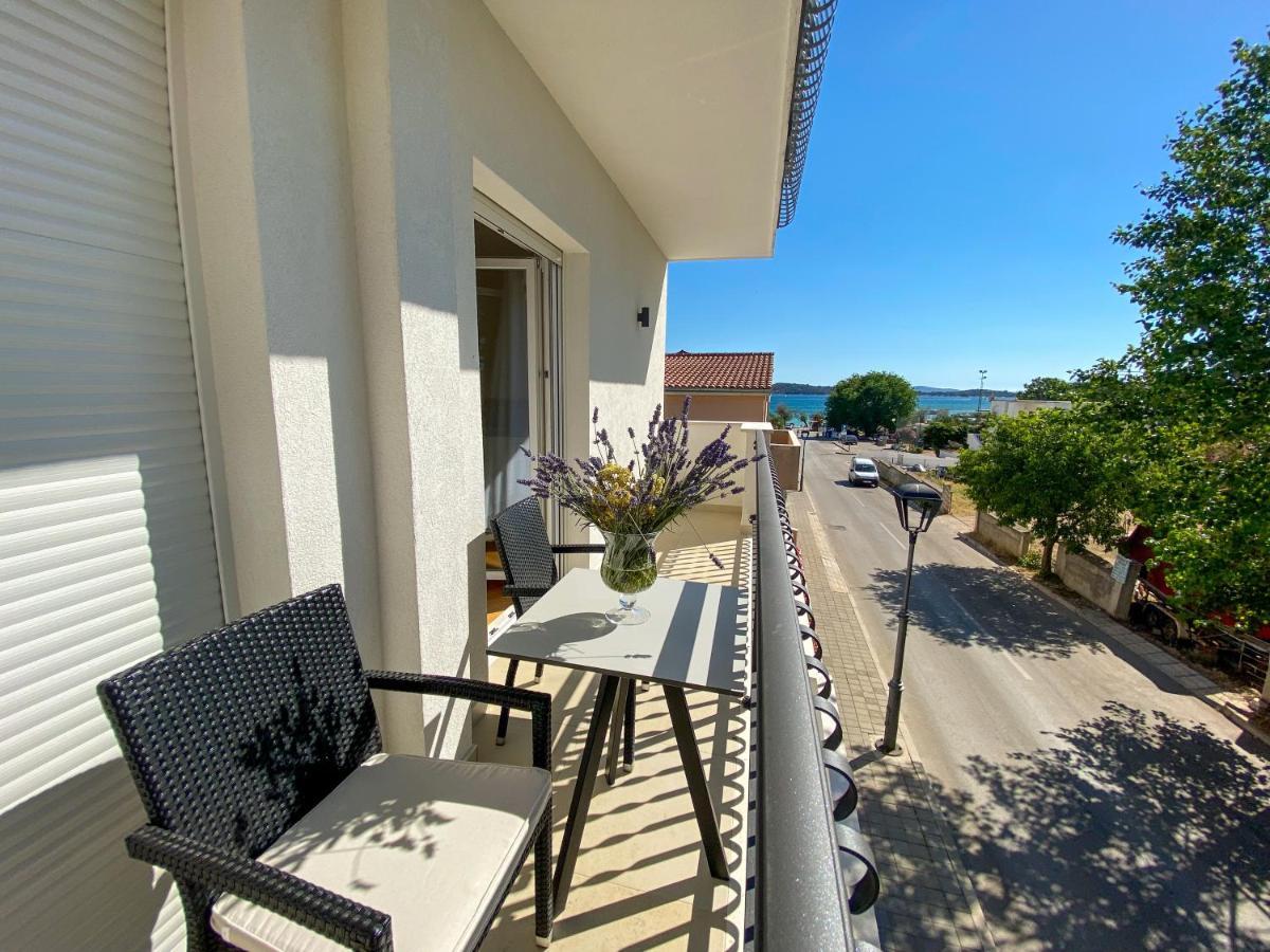 Apartments Dalmatino Vodice Ngoại thất bức ảnh