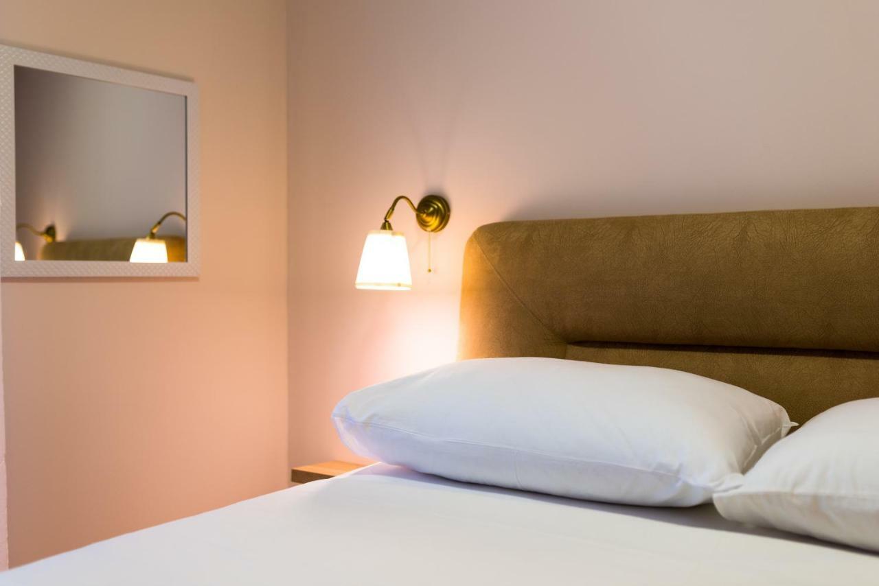 Apartments Dalmatino Vodice Ngoại thất bức ảnh